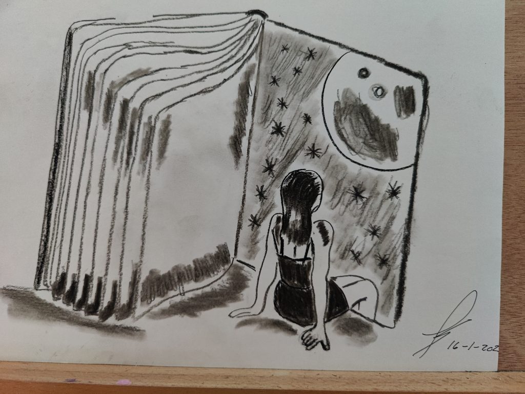 Blyantstegning af et barn foran en åben bog, hvorfra en fantasiverden med stjerner og planeter folder sig ud.